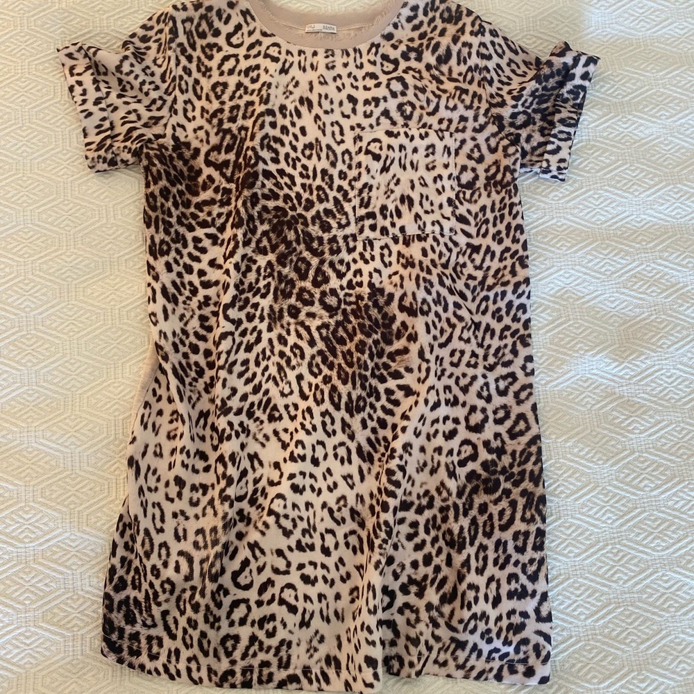 Zara leopard mini dress with front pocket